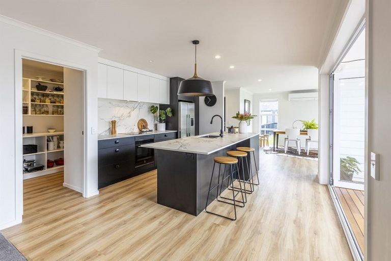 Photo of property in 14a Pegasus Place, Kelvin Grove, Palmerston North, 4414