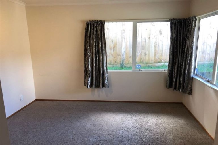 Photo of property in 2/35 Fenton Street, Papatoetoe, Auckland, 2025