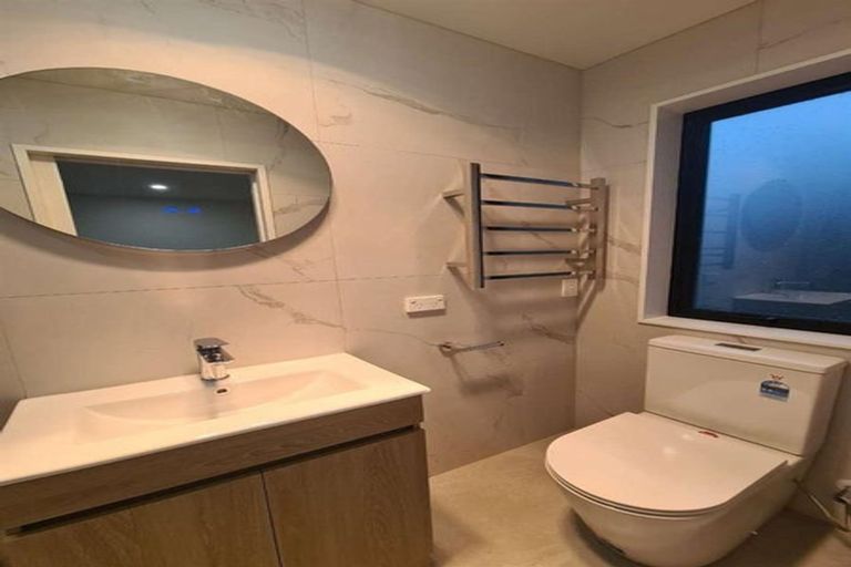 Photo of property in 10c Cantina Avenue, Bayview, Auckland, 0629