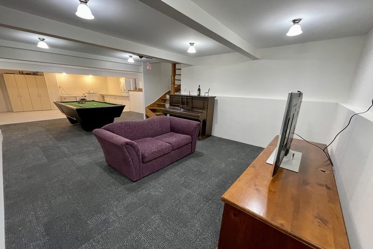 Photo of property in 57 Fairmount Road, Titirangi, Auckland, 0604