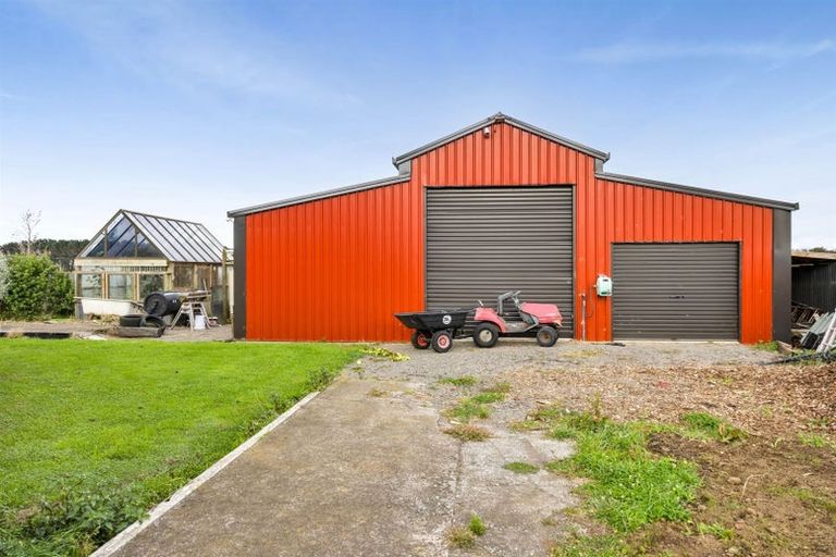 Photo of property in 15 Auroa Road, Otakeho, Hawera, 4678