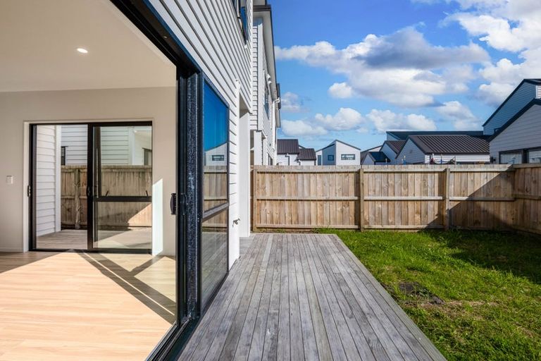 Photo of property in 13 Tetekura Street, Takanini, 2110