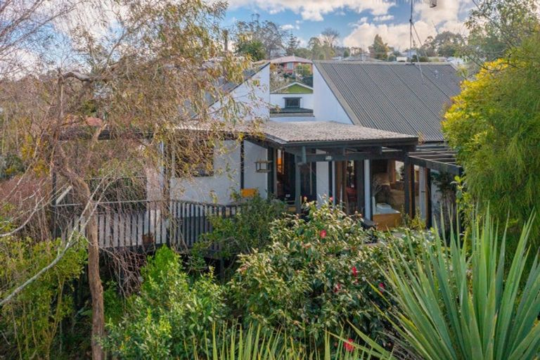 Photo of property in 17 Domain Road, Waipawa, 4210