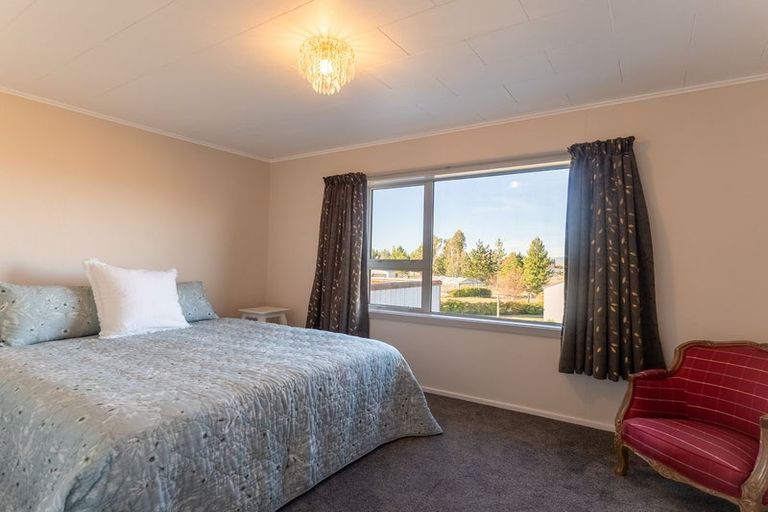 Photo of property in 3 Maitland Place, Favona, Auckland, 2024