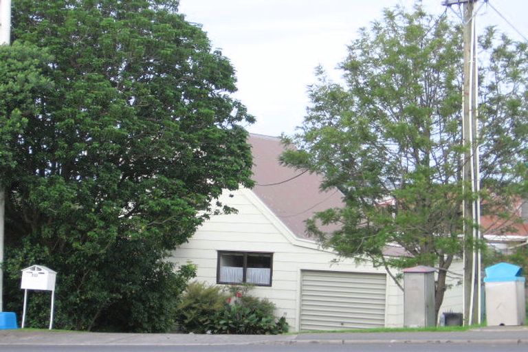Photo of property in 2/223 Hibiscus Coast Highway, Red Beach, 0932