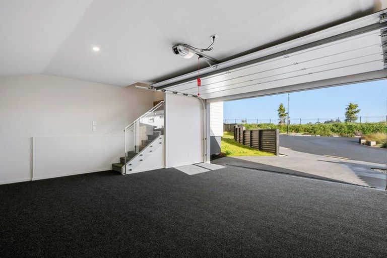 Photo of property in 41 Baumea Rise, Massey, Auckland, 0614