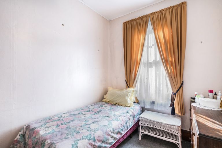 Photo of property in 2 Liverpool Street, Tuakau, 2121