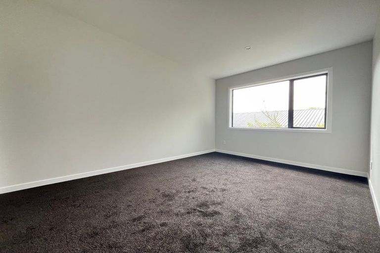 Photo of property in 49a Taylor Terrace, Tawa, Wellington, 5028