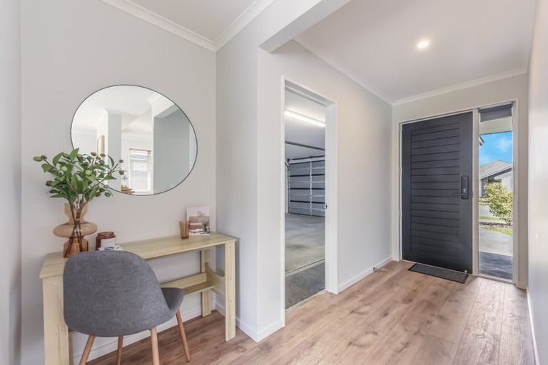 Photo of property in 15 Oakdale Grove, Richmond, 7020