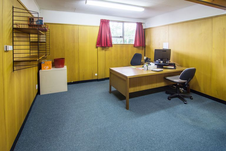 Photo of property in 10 Park Street, Thorndon, Wellington, 6011