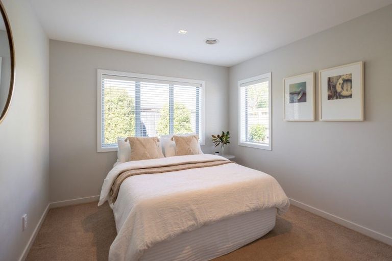 Photo of property in 8 Petrel Close, Paraparaumu Beach, Paraparaumu, 5032