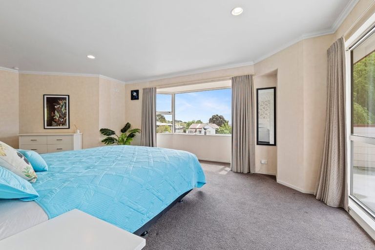 Photo of property in 331 Devon Street West, New Plymouth, 4310
