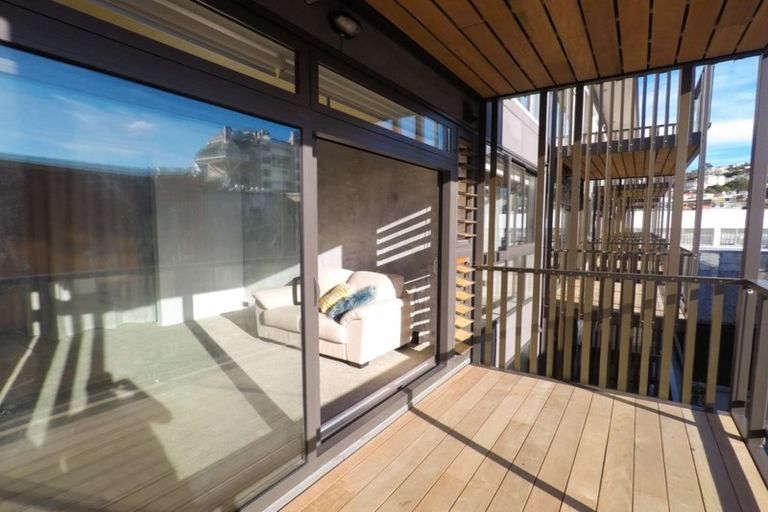 Photo of property in Vedado Apartments, 209/41u Hopper Street, Mount Cook, Wellington, 6011