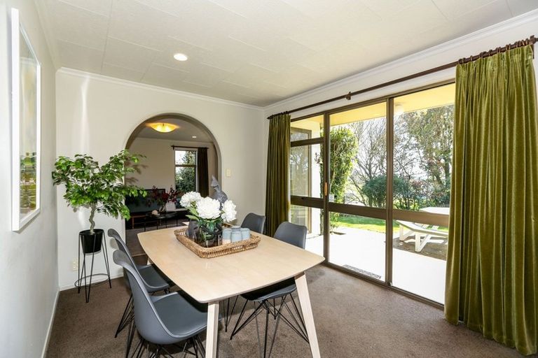 Photo of property in 1042 Carrington Road, Hurworth, New Plymouth, 4371