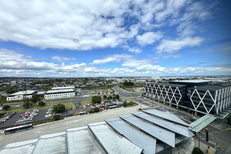 Photo of property in Twin Towers, 1110/17 Putney Way, Manukau, Auckland, 2104