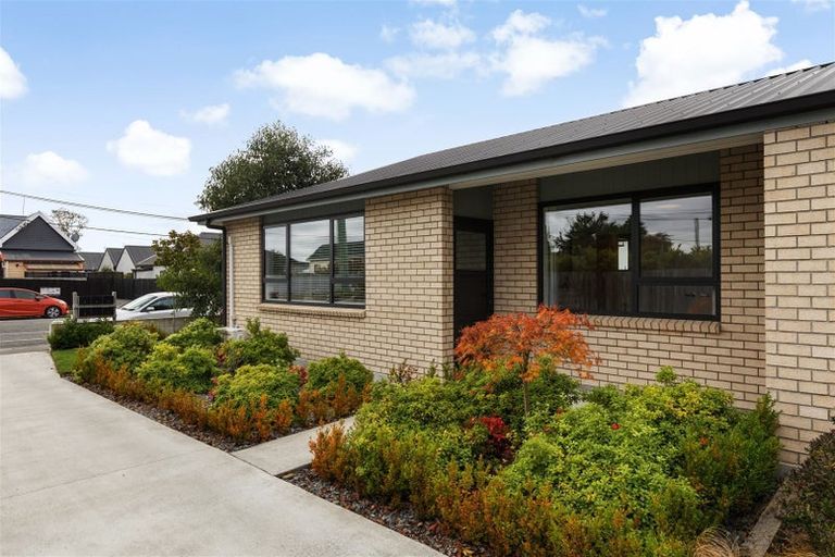Photo of property in 1/164 Edgeware Road, Edgeware, Christchurch, 8013