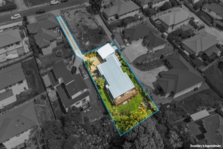 Photo of property in 60 Mili Way South, Ranui, Auckland, 0612