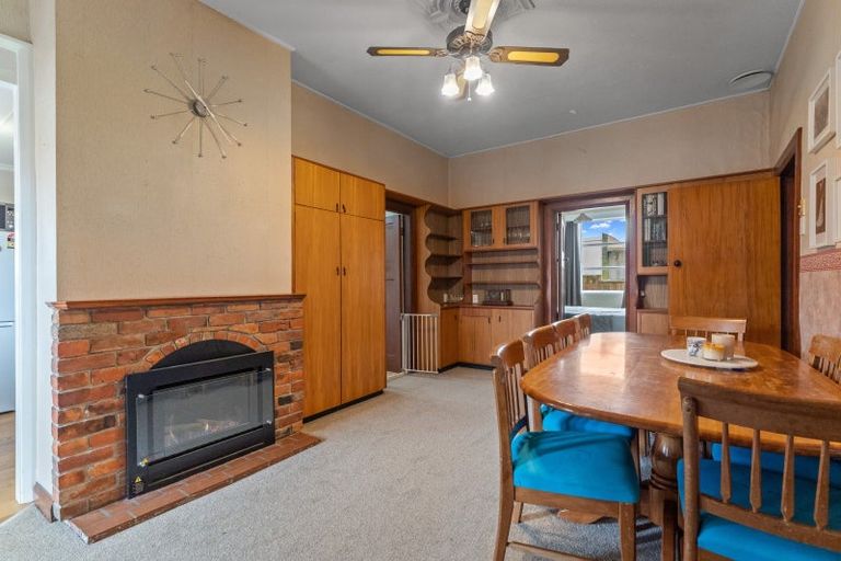 Photo of property in 24 Domain Road, Otaki, 5512