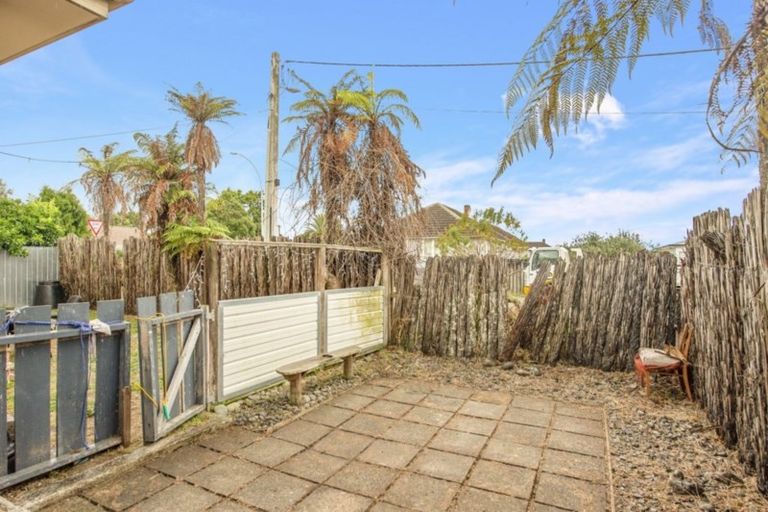 Photo of property in 87 Massey Street, Frankton, Hamilton, 3204