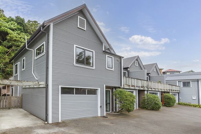 Photo of property in 10/162u Aro Street, Aro Valley, Wellington, 6021