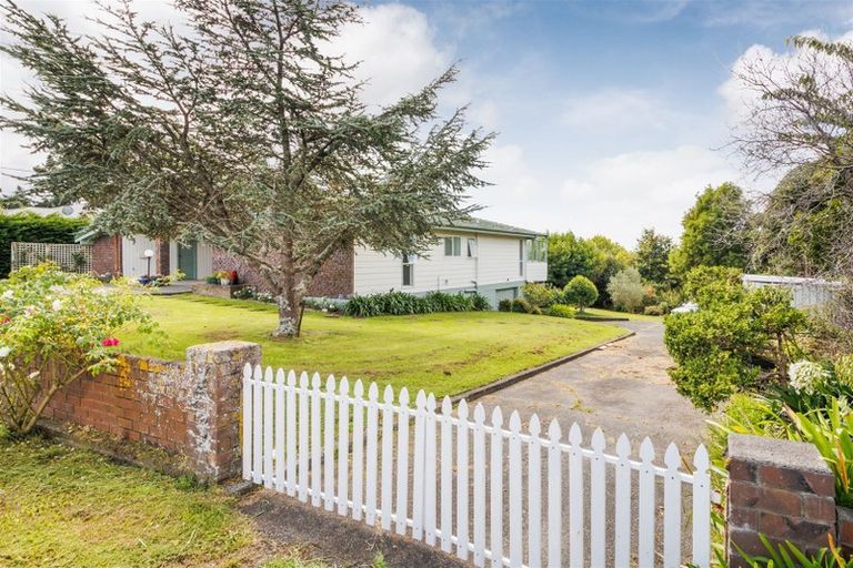 Photo of property in 88 Halcombe Road, Feilding, 4775