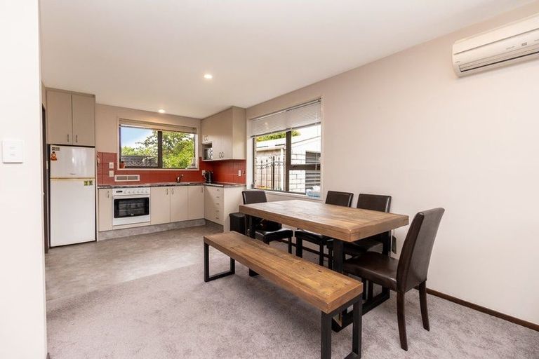 Photo of property in 16 Veitches Road, Casebrook, Christchurch, 8051
