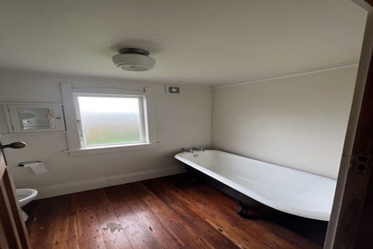 Photo of property in 11 Rolleston Street, Mount Cook, Wellington, 6021