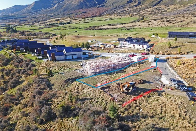 Photo of property in 11 Double Cone Road, Jacks Point, Queenstown, 9371