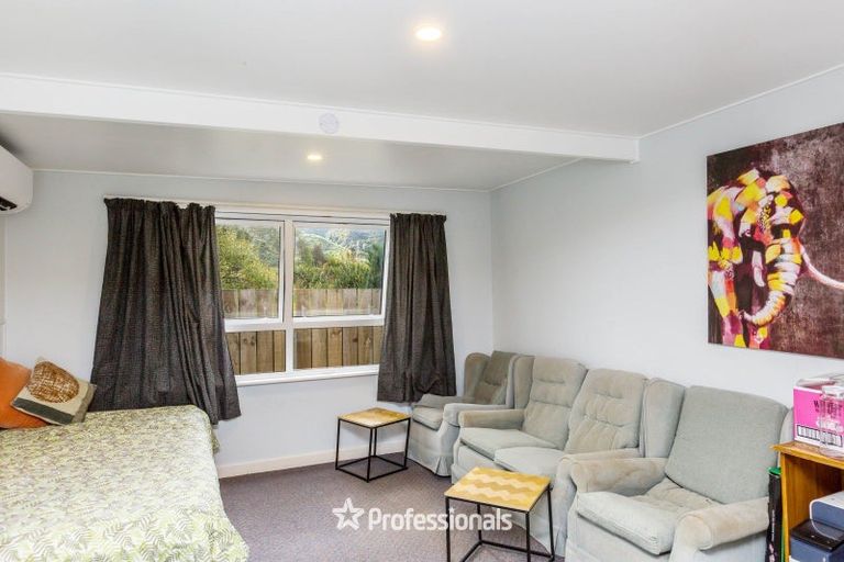 Photo of property in 53 Hudson Avenue, Ebdentown, Upper Hutt, 5018