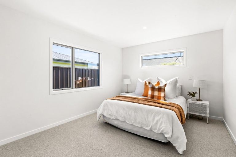 Photo of property in 23 George Yee Place, Taradale, 4112