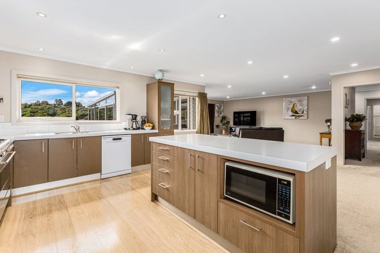 Photo of property in 3 Catlins Glen, Aotea, Porirua, 5024