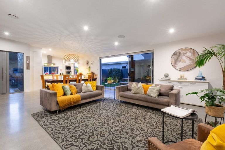 Photo of property in 261 Lakes Boulevard, Pyes Pa, Tauranga, 3112