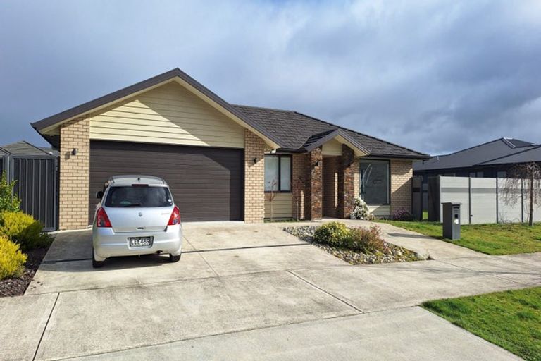 Photo of property in 29 Hopkirk Avenue, Wallaceville, Upper Hutt, 5018