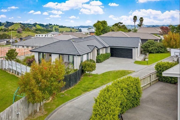 Photo of property in 12 Kia Kaha Drive, Snells Beach, 0920