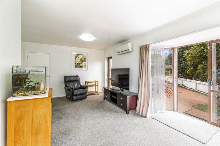 Photo of property in 1/60 Nikau Street, New Lynn, Auckland, 0600
