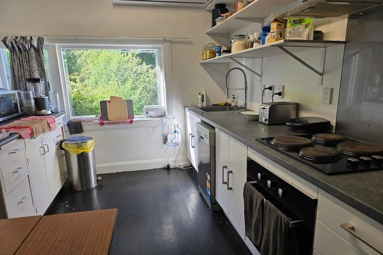 Photo of property in 56 Raroa Road, Kelburn, Wellington, 6012