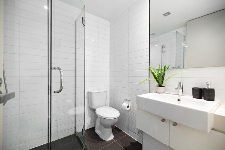 Photo of property in The Beeches Apartments, 9/60 Hallenstein Street, Queenstown, 9300