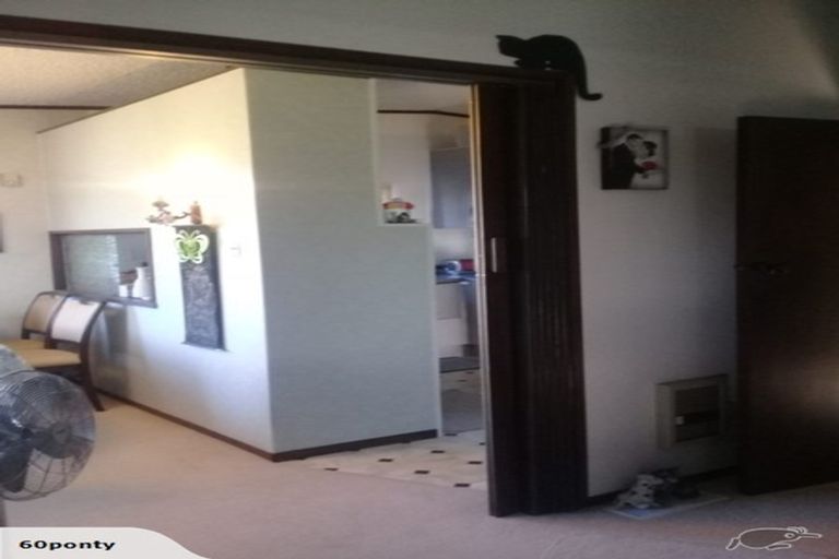 Photo of property in 11 Goodger Street, Waipukurau, 4200