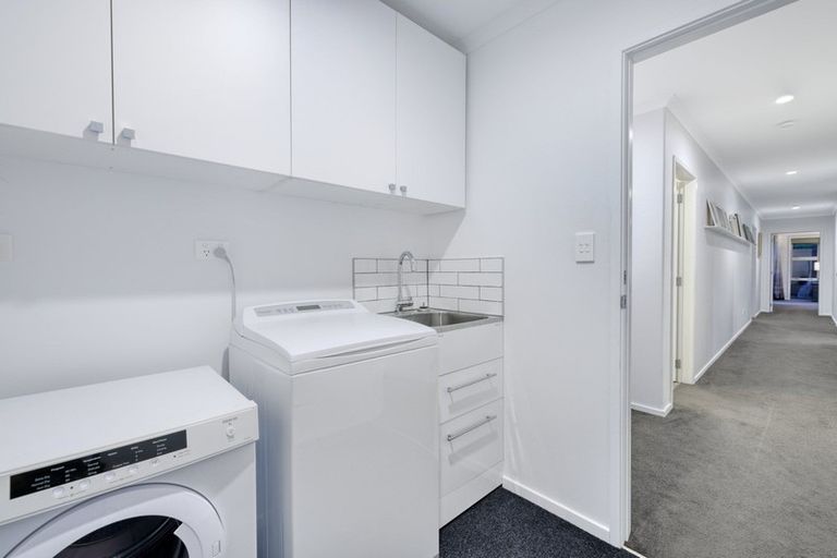 Photo of property in 21 Kahuparere Crescent, Pyes Pa, Tauranga, 3112