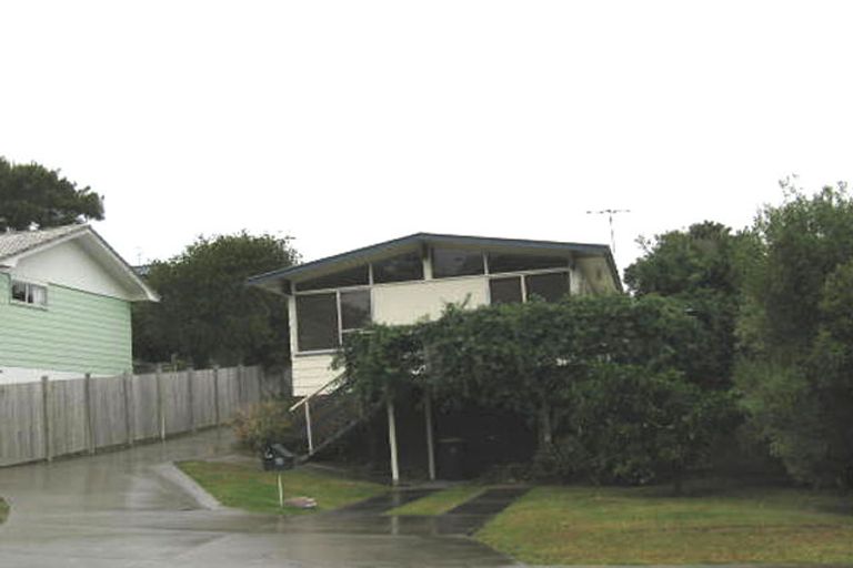 Photo of property in 55 Lavery Place, Sunnynook, Auckland, 0632