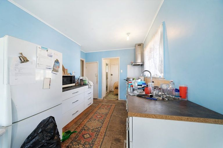 Photo of property in 9 Halswell Street, Mangere East, Auckland, 2024