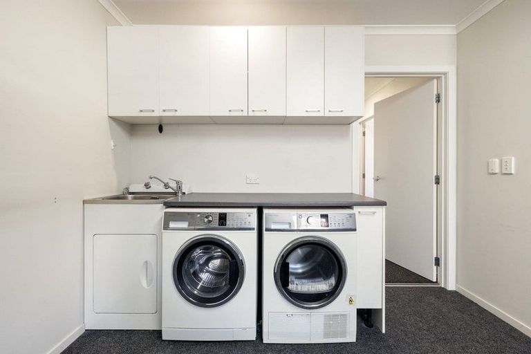 Photo of property in 81 Jarrett Terrace, Leamington, Cambridge, 3432