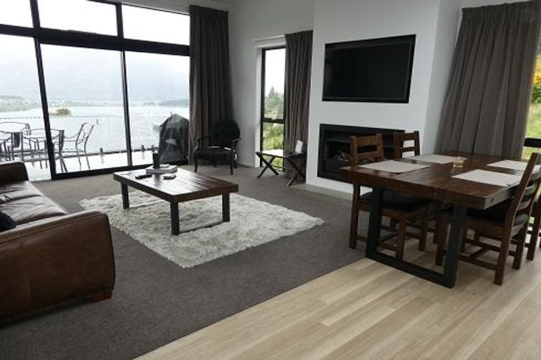 Photo of property in 12 Highlands Close, Queenstown, 9300