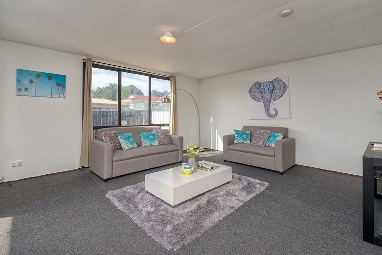 Photo of property in 47 Heathdale Crescent, Papakura, 2110