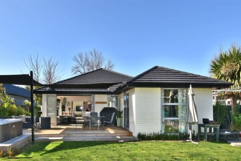 Photo of property in 7 Jameson Avenue, St Albans, Christchurch, 8052