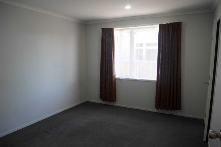 Photo of property in 19 Defoe Place, Waltham, Christchurch, 8023