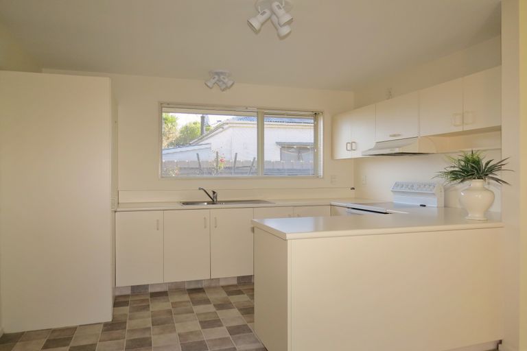 Photo of property in 1/449 Main South Road, Hornby, Christchurch, 8042