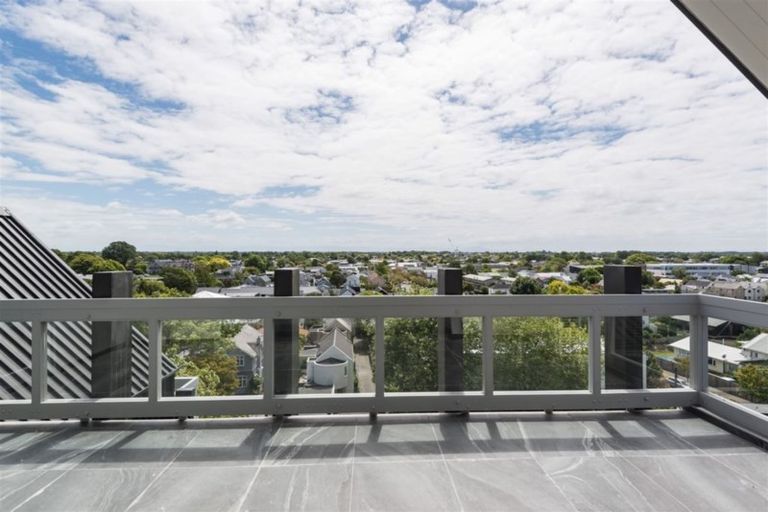 Photo of property in 602/18 Carlton Mill Road, Merivale, Christchurch, 8014