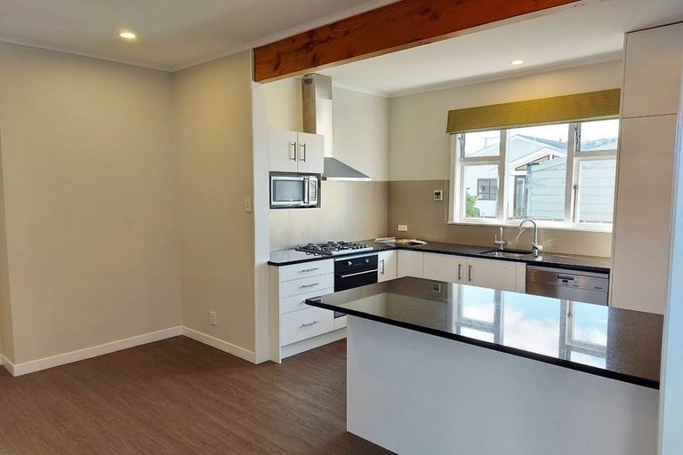 Photo of property in 45 Ellesmere Avenue, Miramar, Wellington, 6022