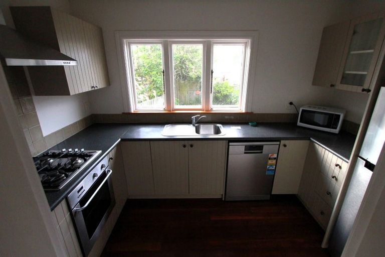 Photo of property in 8 Goring Street, Thorndon, Wellington, 6011
